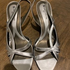 Naturalizer silver sandals
